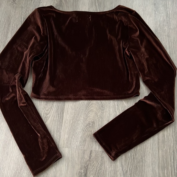 Urban outfitters top . Size L- G - Picture 7 of 7